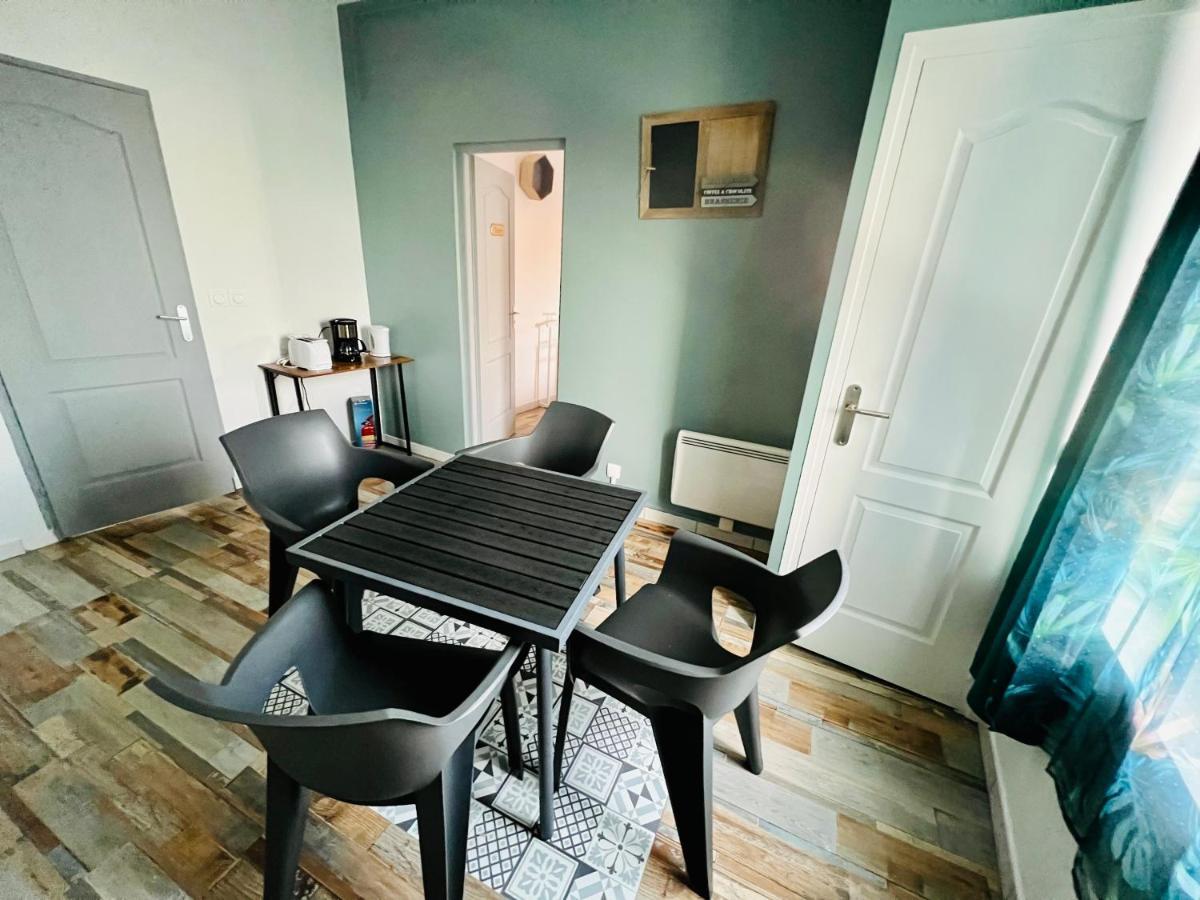 Ferienwohnung La Plume Wifi Parking Un-Sejour-A-Part Clouange Exterior foto