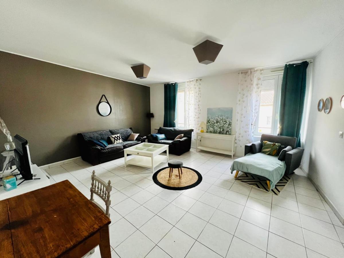 Ferienwohnung La Plume Wifi Parking Un-Sejour-A-Part Clouange Exterior foto