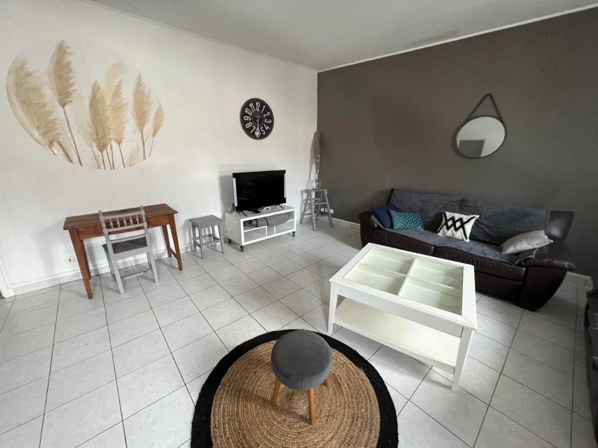 Ferienwohnung La Plume Wifi Parking Un-Sejour-A-Part Clouange Exterior foto