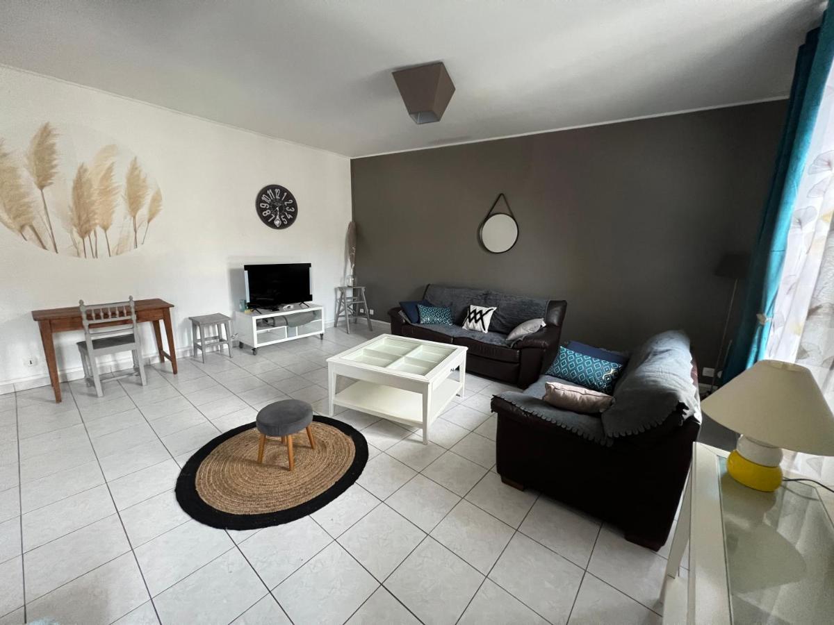 Ferienwohnung La Plume Wifi Parking Un-Sejour-A-Part Clouange Exterior foto