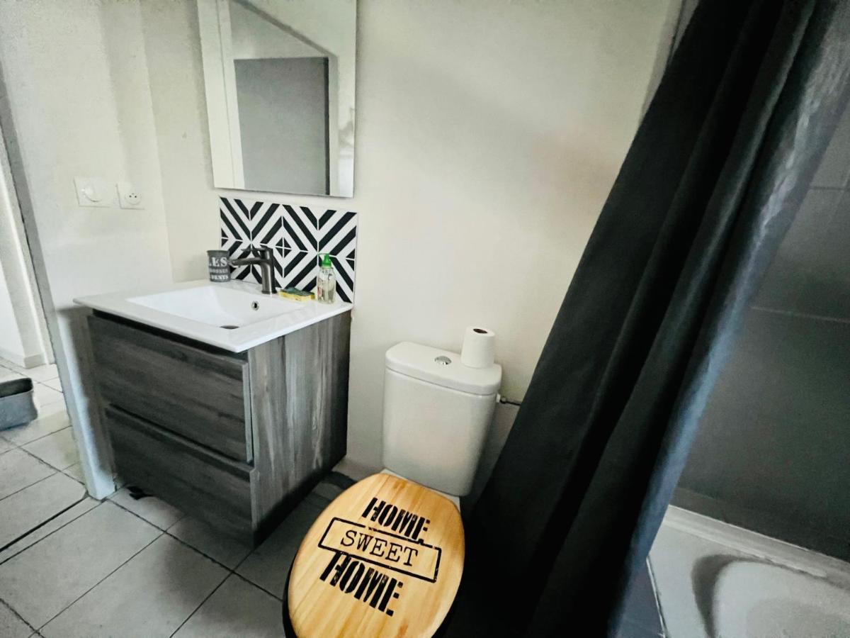 Ferienwohnung La Plume Wifi Parking Un-Sejour-A-Part Clouange Exterior foto
